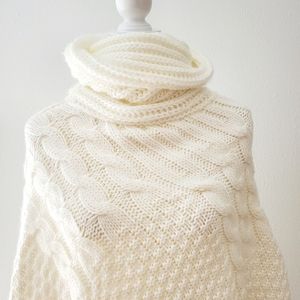 Knitted poncho, worn once!!!